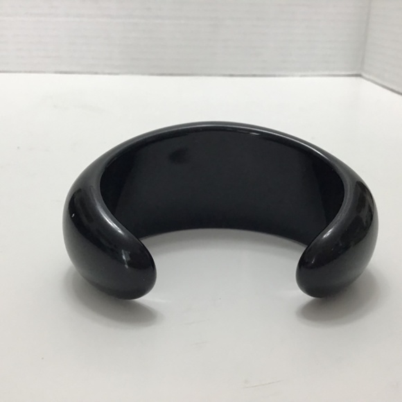 VTG Rhinestone jewelled black resin domed cuff & VTG suede Floral Bracelet - Picture 6 of 14